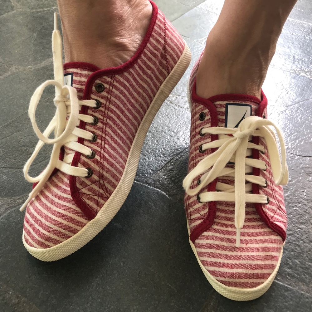 ⛵️ Red and White Stripe Nautica Summer Sneakers ⛵️